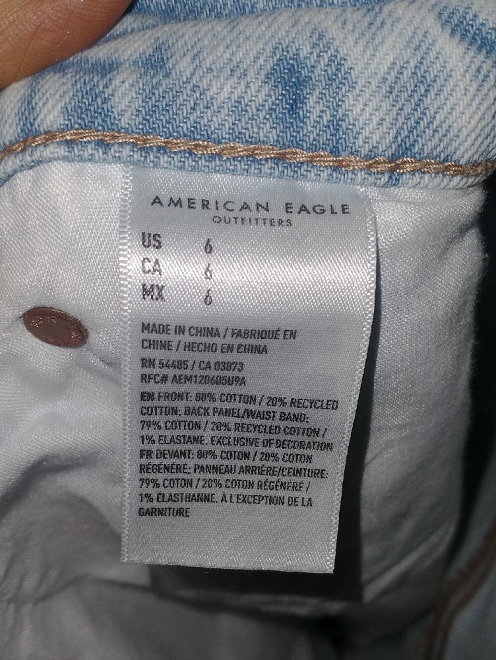 American Eagle Outfitters Light Blue Distressed Denim Shorts Size 6 - Picture 4 of 5